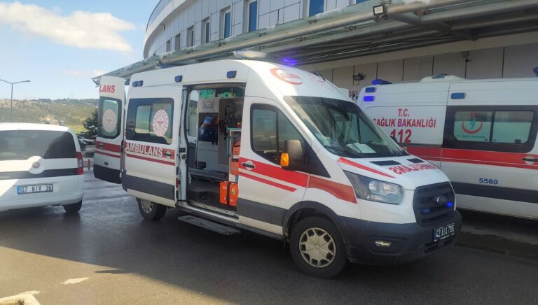 bir aylik bebege dayak anne tutuklandi SVSLrmpG