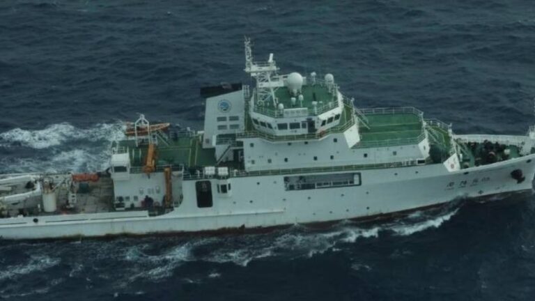 pasifikte gerginlik artiyor cin gemisi uyarildi 9wJuWMug