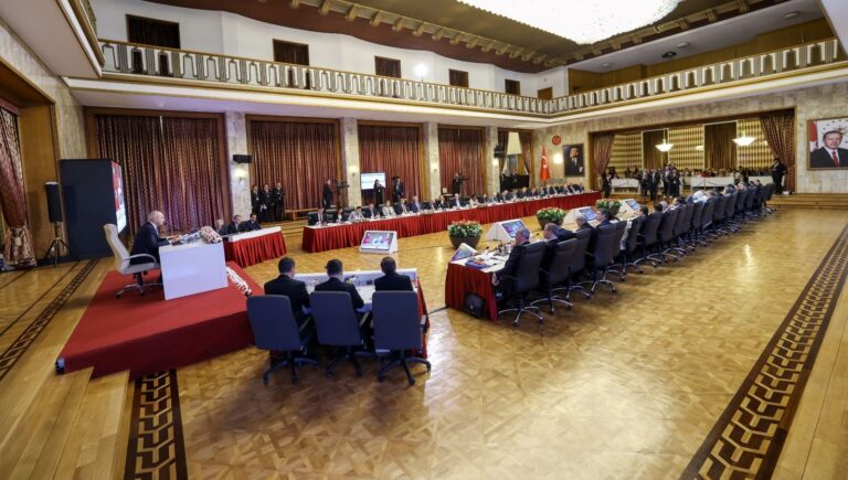 terorsuz turkiye sureci partilerden birer uye daha istendi XL5rqxQC