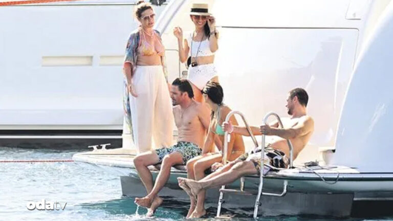 versace jr bodrumda tatilde DxyKPUG2