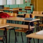 ulkedeki tum okullarda tamamen yasaklanacak 2026da baslayacak JsknKaAz