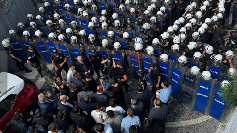 umit ozdag chp bir devlet operasyonuyla karsi karsiya erdogan secilemeyecegi icin onunu muhalefeti parcalayarak acma stratejisi uyguluyor XbaAmHF4