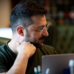 zelenski 100 yillik ortaklik anlasmasini onayladi H6UuSKMh