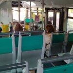 baba 6 aylik bebegini otobuste unuttu iner inmez telefonuna sarildi HQzMblmL