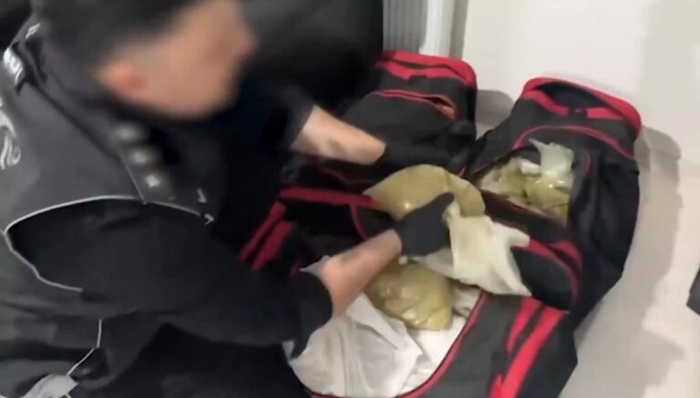 bakan yerlikaya duyurduistanbulda uyusturucutacirlerineoperasyon WGfKnE8b