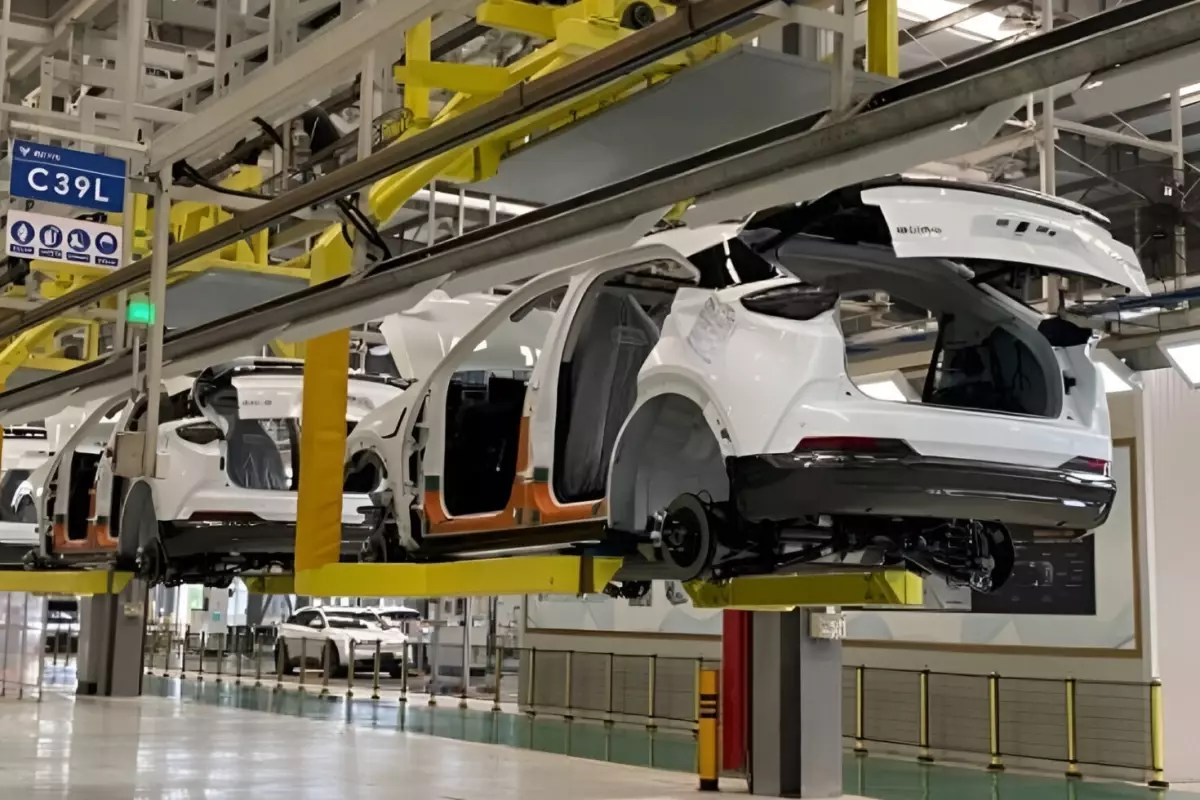 binlerce calisani bulunan otomotiv devi iflas bayragini cekti 1KkvIFd5.jpg