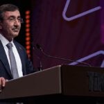 cumhurbaskani yardimcisi cevdet yilmaz ekonomik soguk savasin icindeyiz turkiye kararlilikla yoluna devam ediyor NIIxsZEP