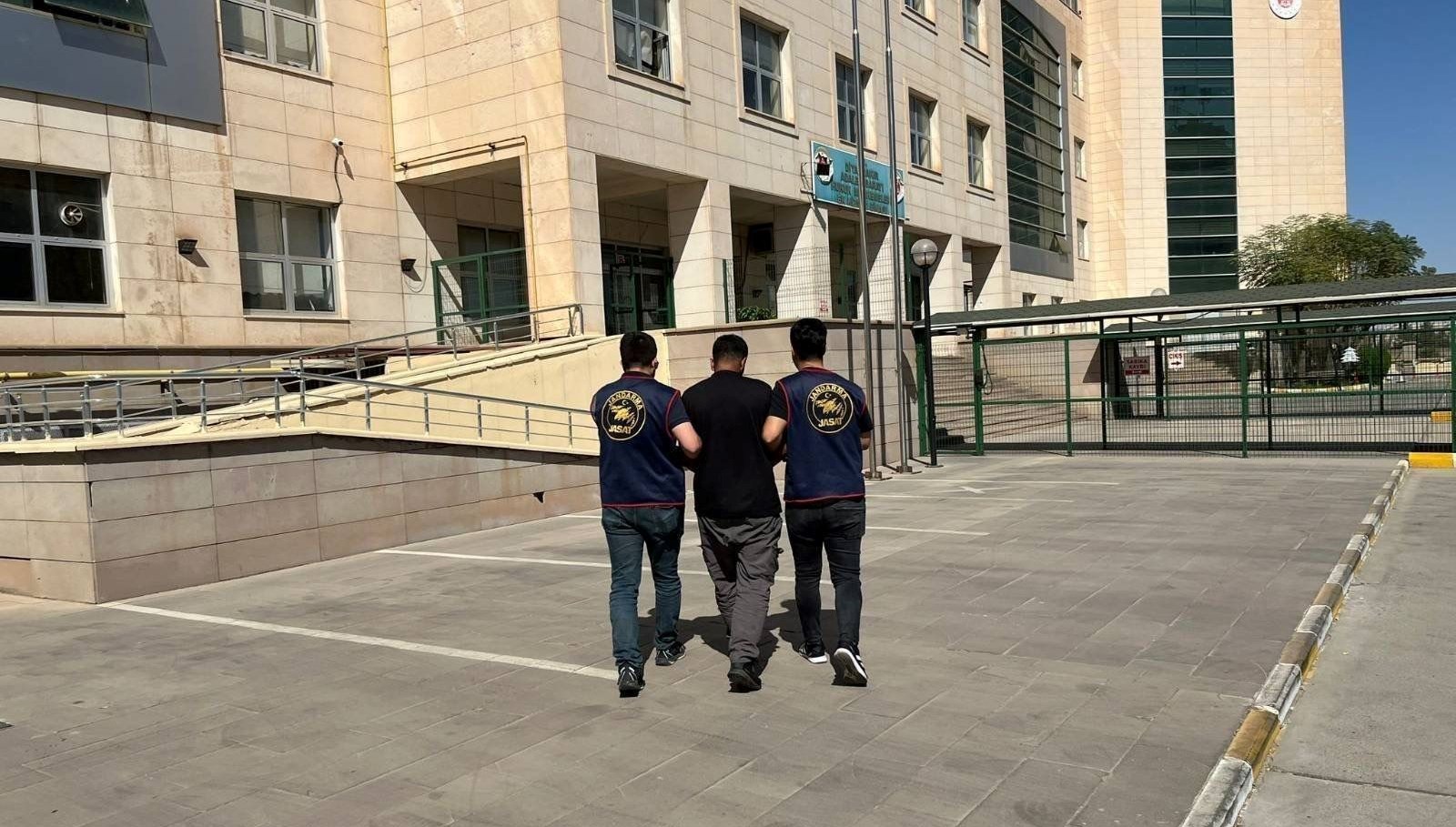 diyarbakirda haklarinda kesinlesmis hapis cezasi bulunan 68 kisi yakalandi 2A4xNPuQ