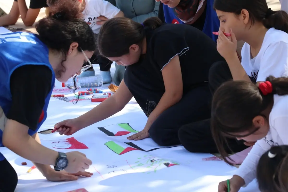 filistinli cocuklar icin resim etkinligi 61fpUNPk