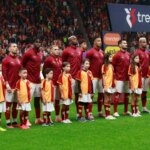 galatasaraya derbide buyuk sok takimin bel kemigi sakatlandi AIap56ak