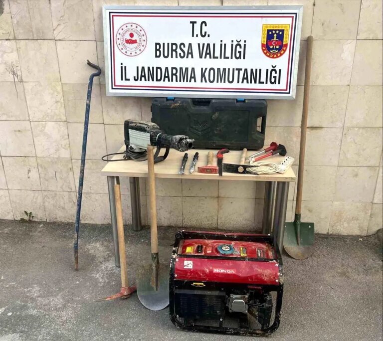 gemlikte kacak kazi operasyonu 7g4cVtb9.jpg