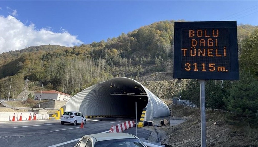 istanbul yolunu kullanacaklar dikkat bolu dagi tuneli bu saatlerde kapali olacak WqVTG65V.jpg