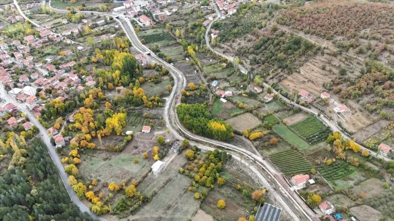 zindan magarasinda sonbahar renkleri myzjqFbC.jpg