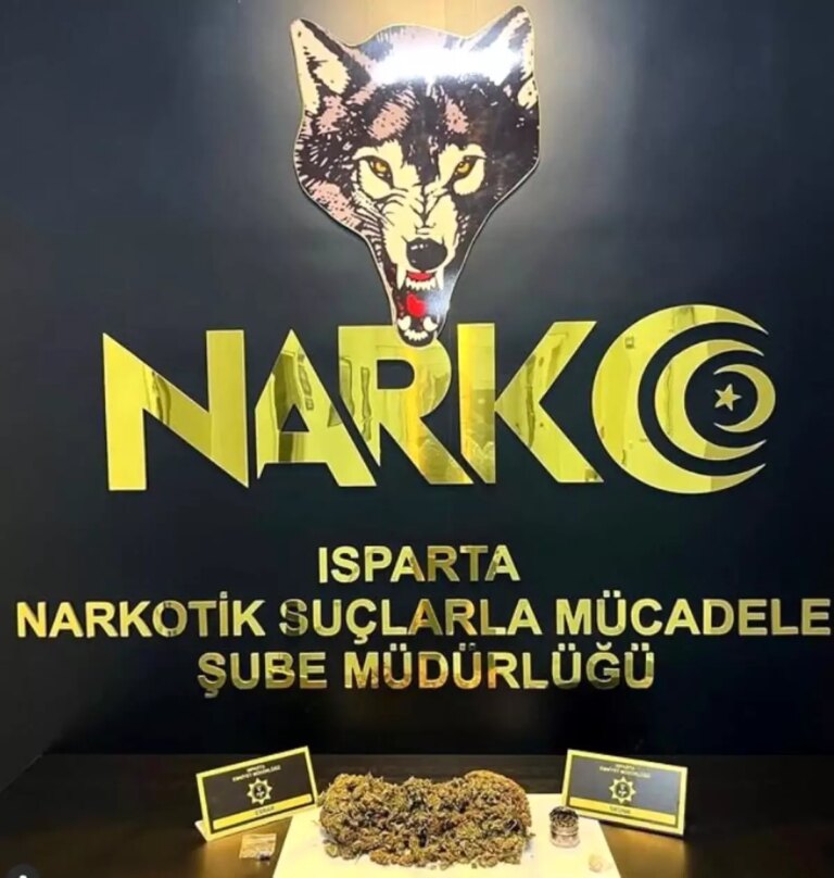 ispartada uyusturucu operasyonu 359 gram skunk ele gecirildi bxnbFUDm.jpg