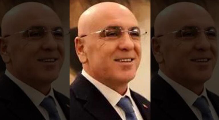 milletvekili ismail oka yanlis tedavi uyguladigi iddiasiyla yargilanan doktor suclamayi reddetti tqya5l1R.jpg