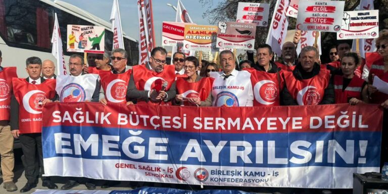 saglik-emekcileri-meclisin-onunden-haykirdi-halk-sagligi-rant-duzenine-teslim-edilemez-sEVvquas.jpg