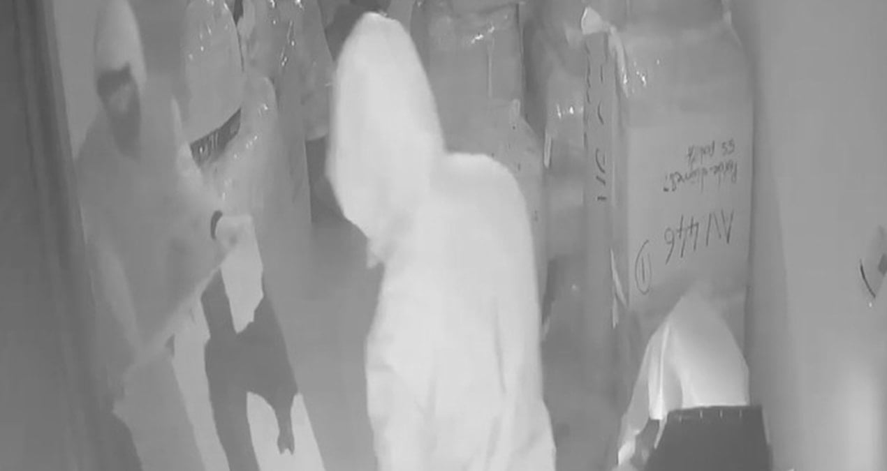 Fatih’te film gibi kasa hırsızlığı: 200 gram altın ve 13 bin dolar ele geçirildi