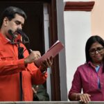 maduro-ihanete-mi-ugradi-koltuguna-oturan-delcy-rodriguezin-abd-ile-gorustugu-iddia-edildi-weEnc8vQ.jpg