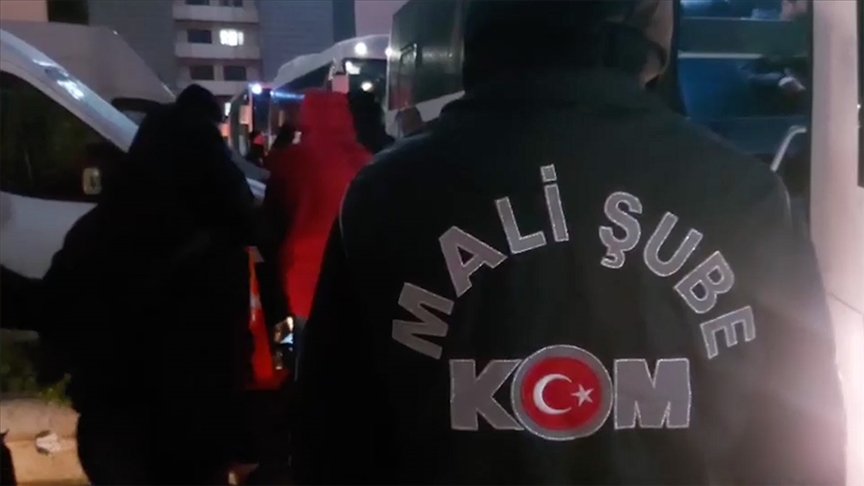 Üç Şehirde Forex Operasyonu: Beş Kişi Gözaltına Alındı